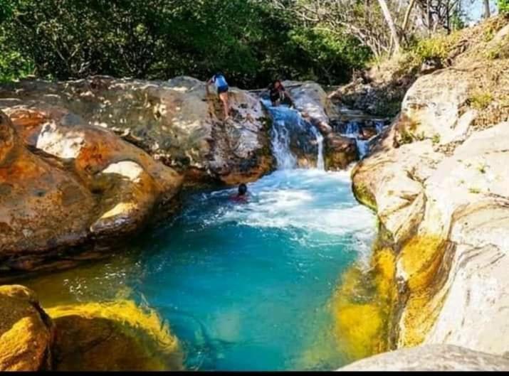 Guayabo  Pochote Lodge מראה חיצוני תמונה