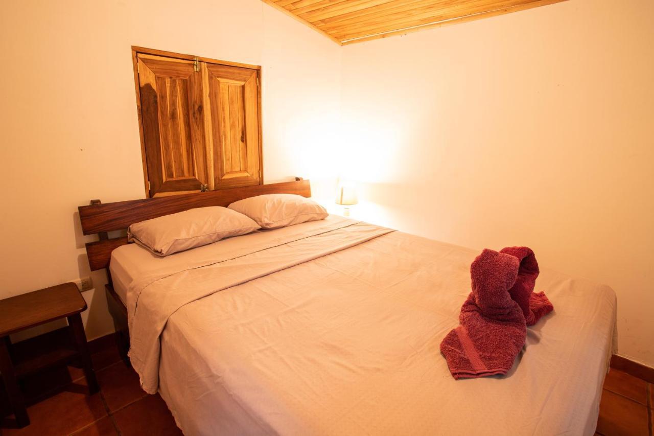 Guayabo  Pochote Lodge מראה חיצוני תמונה